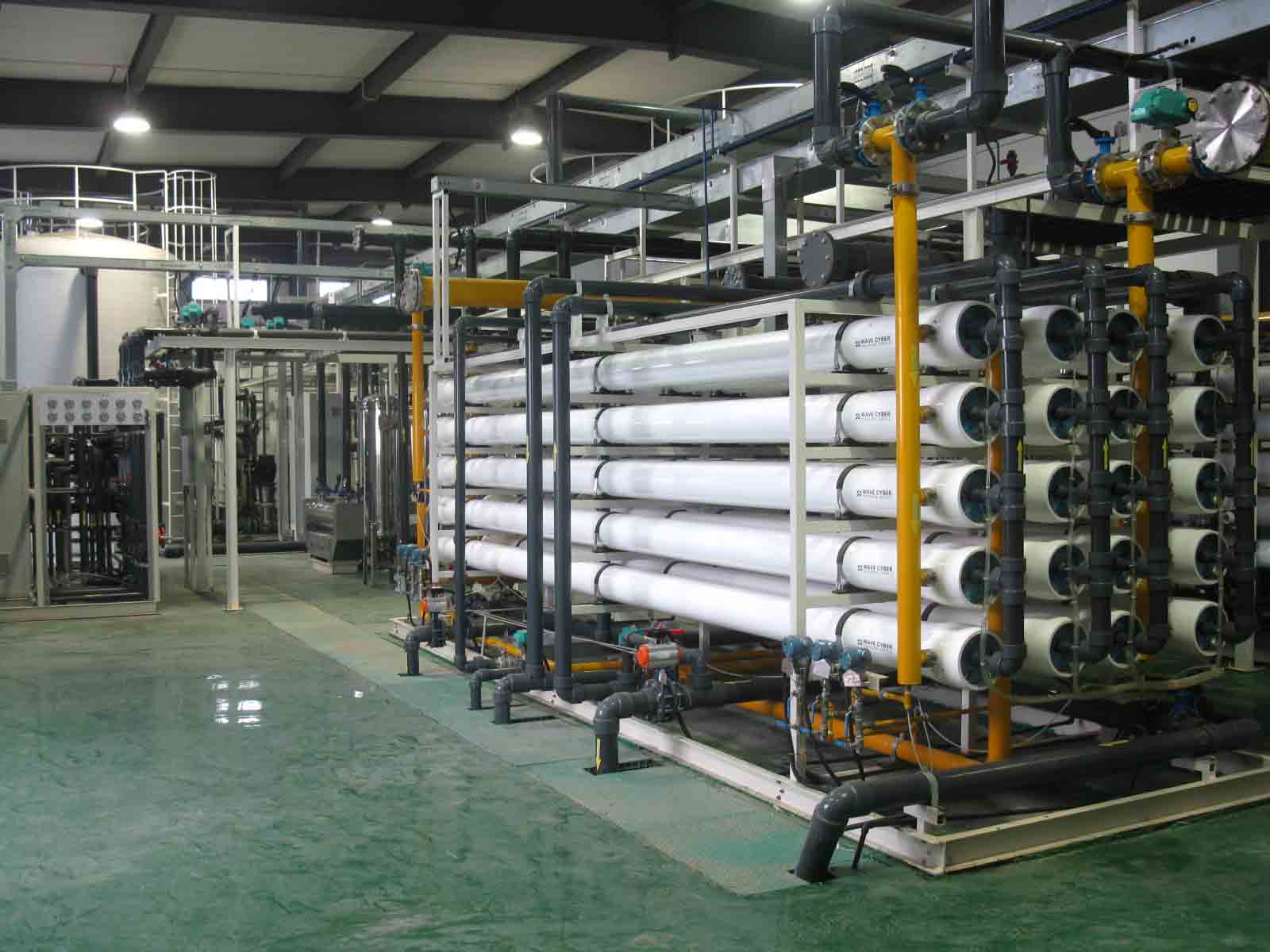 高純水設(shè)備，電子級(jí)純水設(shè)備，去離子水設(shè)備，電子級(jí)高純水設(shè)備，工業(yè)超純水設(shè)備